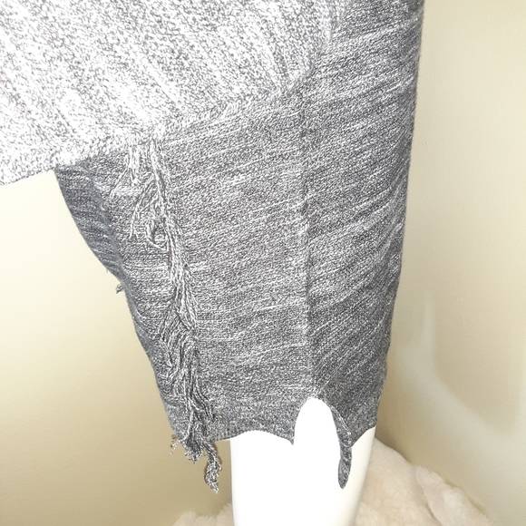 Lord &Taylor fringe front sweater - Picture 3 of 5